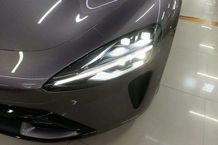 Used Xiaomi Auto SU7 2024 Four-Wheel Drive Ultra-Long Range Advanced Intelligent Driving Max Edition Left Front Headlight