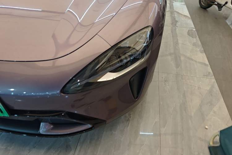 Used Xiaomi Auto SU7 2024 Rear-Drive Long-Range Intelligent Driving Version Left Front Headlight