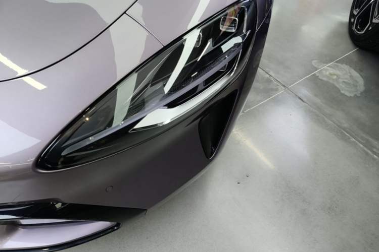 Used Xiaomi Auto SU7 2024 Rear-Drive Ultra-Long Range Advanced Pro-Level Intelligent Driving Version Left Front Headlight