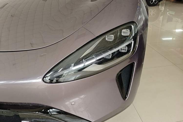 Used Xiaomi Auto SU7 2024 Four-Wheel-Drive Max Founder's Edition Left Front Headlight