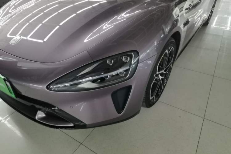 Used Xiaomi Auto SU7 2024 Four-Wheel Drive Ultra-Long Range Advanced Intelligent Driving Max Edition Left Front Headlight