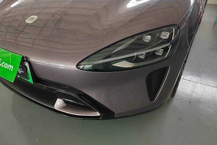Used Xiaomi Auto SU7 2024 Rear-Drive Ultra-Long Range Advanced Pro-Level Intelligent Driving Version Left Front Headlight