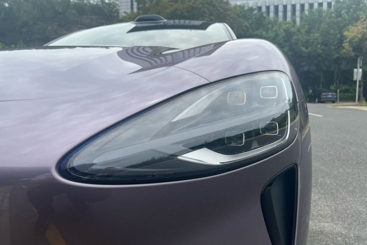 Used Xiaomi Auto SU7 2024 Four-Wheel Drive Ultra-Long Range Advanced Intelligent Driving Max Edition Left Front Headlight