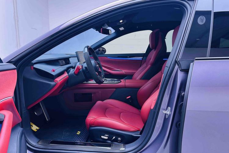 Used Xiaomi Auto SU7 2024 Four-Wheel Drive Ultra-Long Range Advanced Intelligent Driving Max Edition Left Front Seat