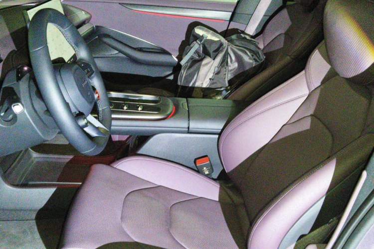 Used Xiaomi Auto SU7 2024 Rear-Drive Long-Range Intelligent Driving Version Left Front Seat