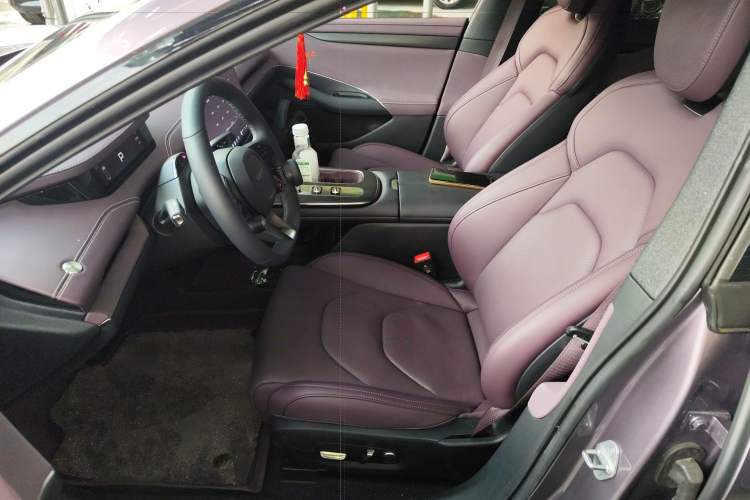 Used Xiaomi Auto SU7 2024 Rear-Drive Ultra-Long Range Advanced Pro-Level Intelligent Driving Version Left Front Seat