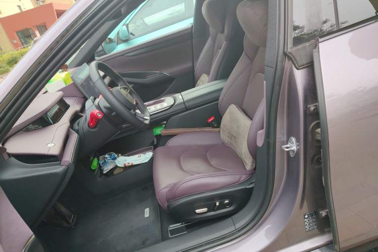 Used Xiaomi Auto SU7 2024 Rear-Drive Ultra-Long Range Advanced Pro-Level Intelligent Driving Version Left Front Seat
