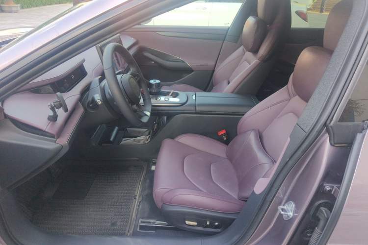 Used Xiaomi Auto SU7 2024 Rear-Drive Ultra-Long Range Advanced Pro-Level Intelligent Driving Version Left Front Seat