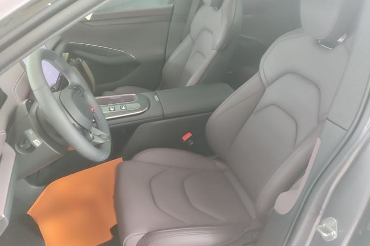 Used Xiaomi Auto SU7 2024 Rear-Drive Long-Range Intelligent Driving Version Left Front Seat