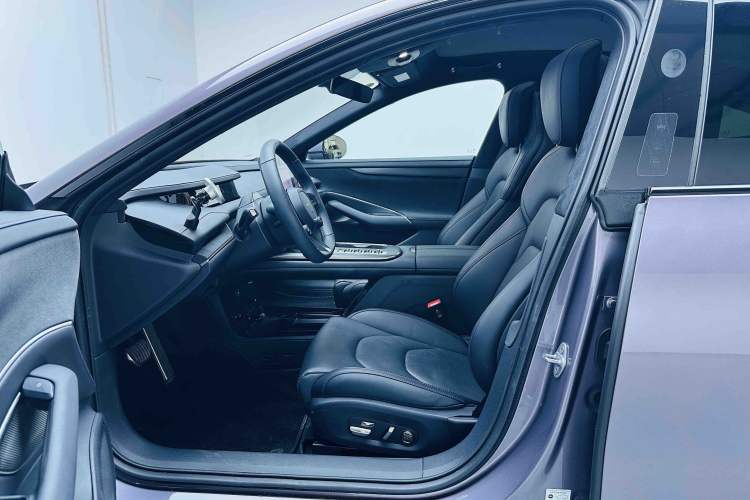 Used Xiaomi Auto SU7 2024 Four-Wheel Drive Ultra-Long Range Advanced Intelligent Driving Max Edition Left Front Seat