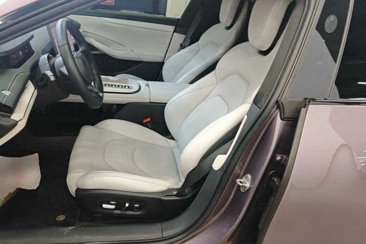 Used Xiaomi Auto SU7 2024 Four-Wheel Drive Ultra-Long Range Advanced Intelligent Driving Max Edition Left Front Seat