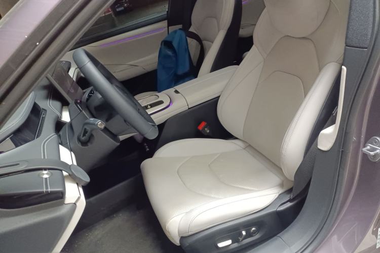 Used Xiaomi Auto SU7 2024 Rear-Drive Ultra-Long Range Advanced Pro-Level Intelligent Driving Version Left Front Seat