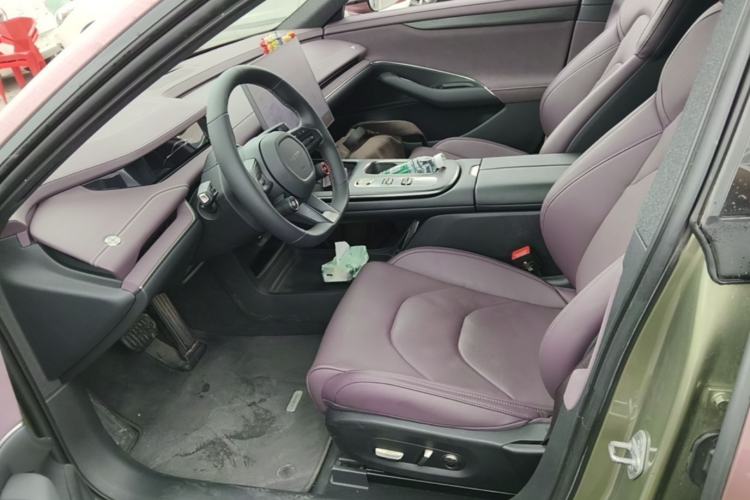 Used Xiaomi Auto SU7 2024 Rear-Drive Long-Range Intelligent Driving Version Left Front Seat