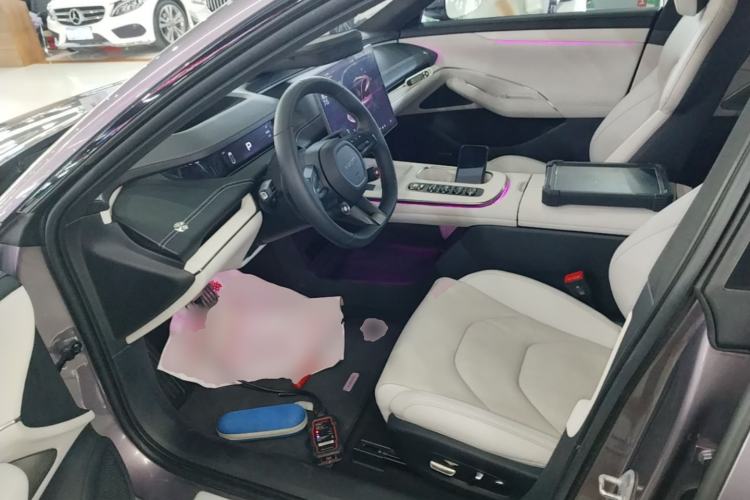 Used Xiaomi Auto SU7 2024 Four-Wheel Drive Ultra-Long Range Advanced Intelligent Driving Max Edition Left Front Seat