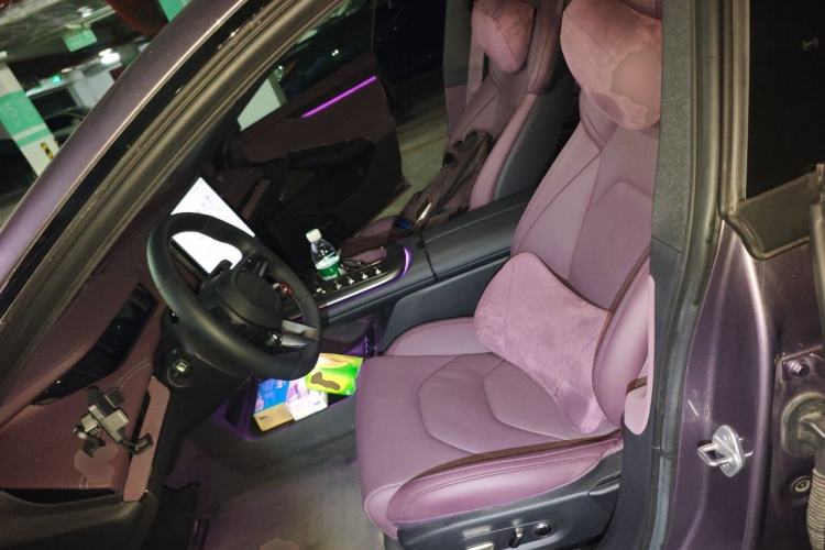 Used Xiaomi Auto SU7 2024 Rear-Drive Ultra-Long Range Advanced Pro-Level Intelligent Driving Version Left Front Seat