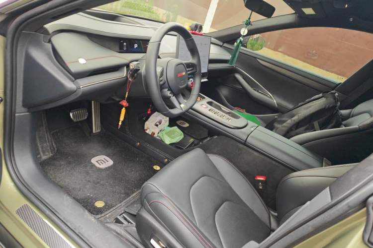 Used Xiaomi Auto SU7 2024 Four-Wheel Drive Ultra-Long Range Advanced Intelligent Driving Max Edition Left Front Seat