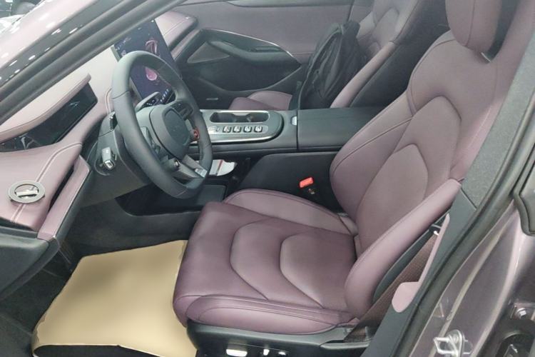 Used Xiaomi Auto SU7 2024 Rear-Drive Ultra-Long Range Advanced Pro-Level Intelligent Driving Version Left Front Seat