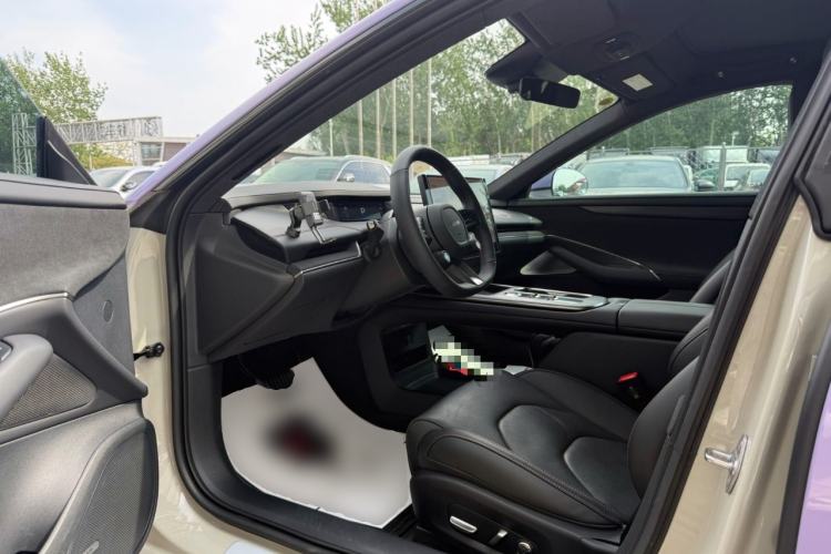 Used Xiaomi Auto SU7 2024 Rear-Drive Long-Range Intelligent Driving Version Left Front Seat