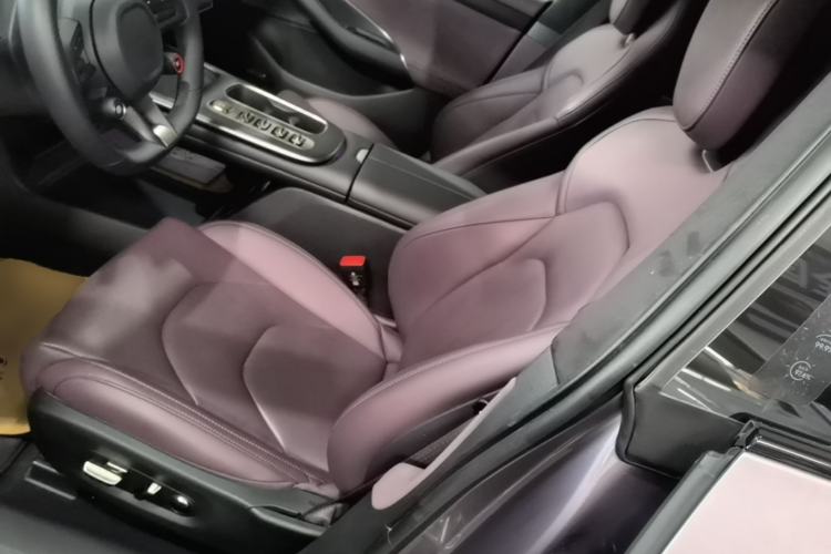 Used Xiaomi Auto SU7 2024 Four-Wheel Drive Ultra-Long Range Advanced Intelligent Driving Max Edition Left Front Seat