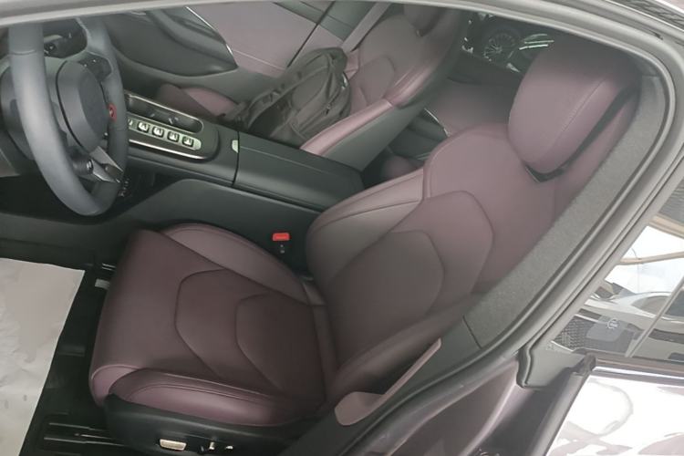 Used Xiaomi Auto SU7 2024 Rear-Drive Ultra-Long Range Advanced Pro-Level Intelligent Driving Version Left Front Seat