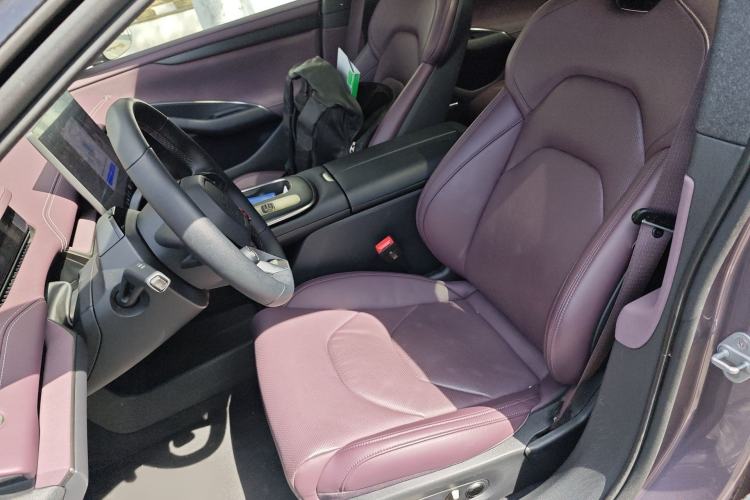 Used Xiaomi Auto SU7 2024 Rear-Drive Ultra-Long Range Advanced Pro-Level Intelligent Driving Version Left Front Seat