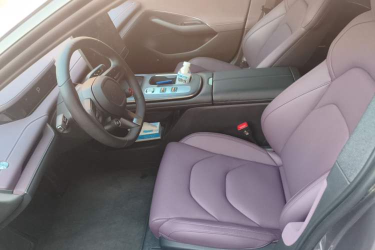 Used Xiaomi Auto SU7 2024 Rear-Drive Long-Range Intelligent Driving Version Left Front Seat