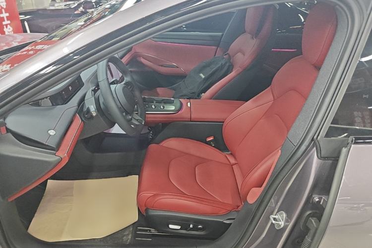 Used Xiaomi Auto SU7 2024 Rear-Drive Long-Range Intelligent Driving Version Left Front Seat