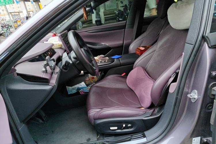Used Xiaomi Auto SU7 2024 Rear-Drive Ultra-Long Range Advanced Pro-Level Intelligent Driving Version Left Front Seat