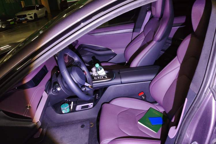 Used Xiaomi Auto SU7 2024 Four-Wheel Drive Ultra-Long Range Advanced Intelligent Driving Max Edition Left Front Seat