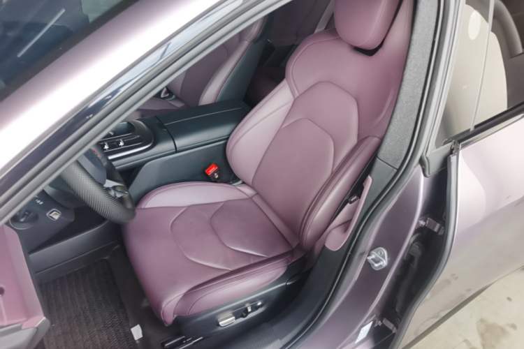 Used Xiaomi Auto SU7 2024 Rear-Drive Long-Range Intelligent Driving Version Left Front Seat