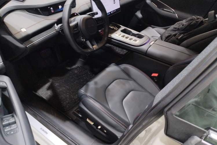 Used Xiaomi Auto SU7 2024 Rear-Drive Ultra-Long Range Advanced Pro-Level Intelligent Driving Version Left Front Seat