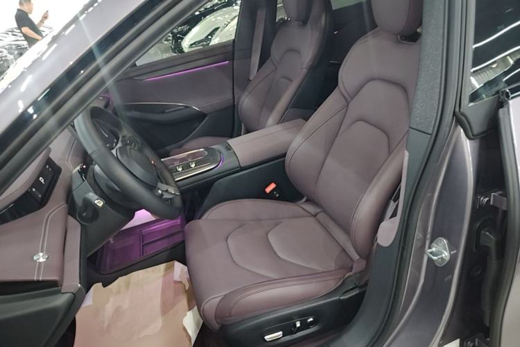 Used Xiaomi Auto SU7 2024 Rear-Drive Long-Range Intelligent Driving Version Left Front Seat