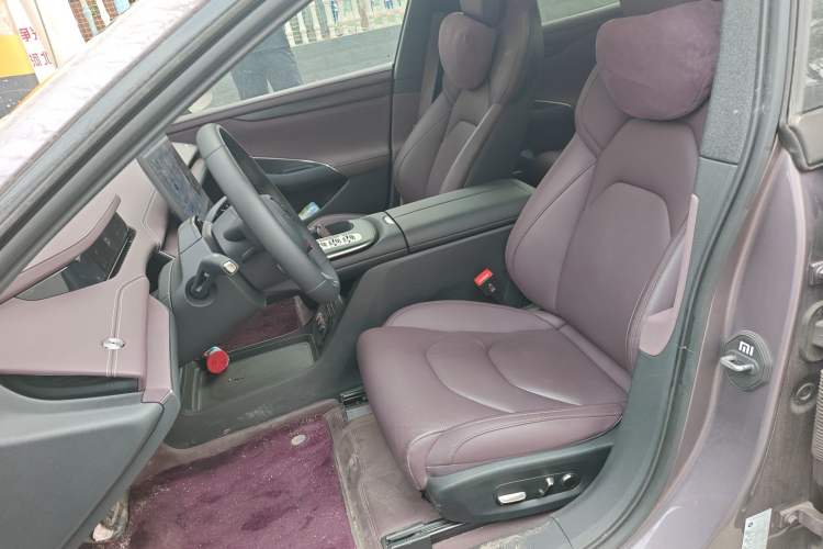Used Xiaomi Auto SU7 2024 Rear-Drive Ultra-Long Range Advanced Pro-Level Intelligent Driving Version Left Front Seat