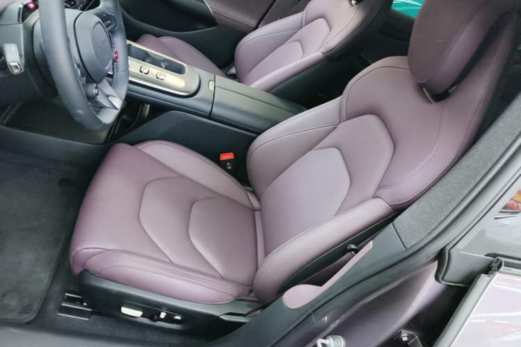 Used Xiaomi Auto SU7 2024 Rear-Drive Ultra-Long Range Advanced Pro-Level Intelligent Driving Version Left Front Seat