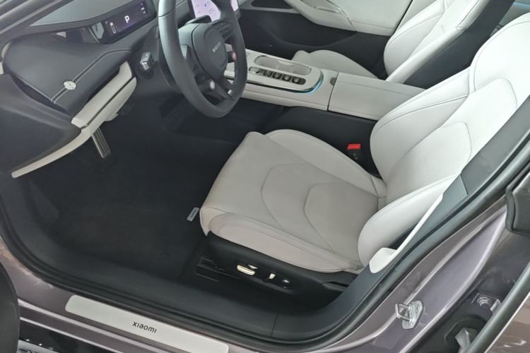 Used Xiaomi Auto SU7 2024 Four-Wheel Drive Ultra-Long Range Advanced Intelligent Driving Max Edition Left Front Seat