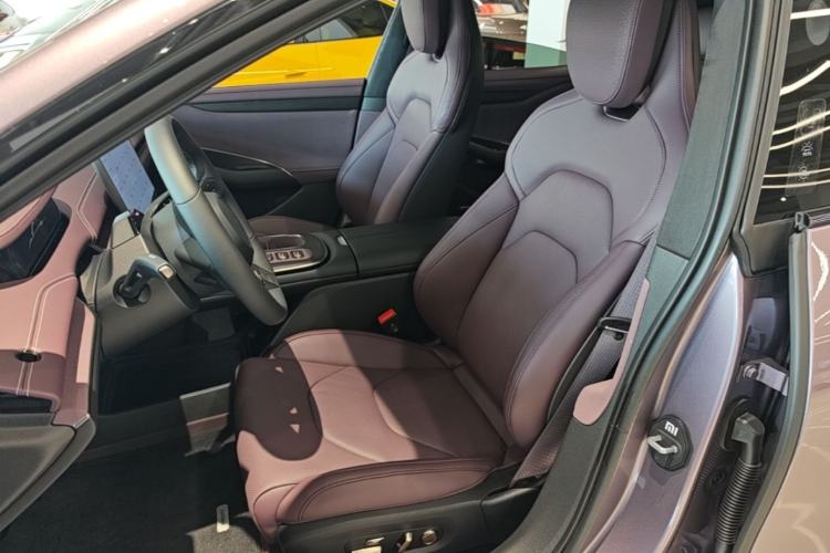 Used Xiaomi Auto SU7 2024 Four-Wheel Drive Ultra-Long Range Advanced Intelligent Driving Max Edition Left Front Seat