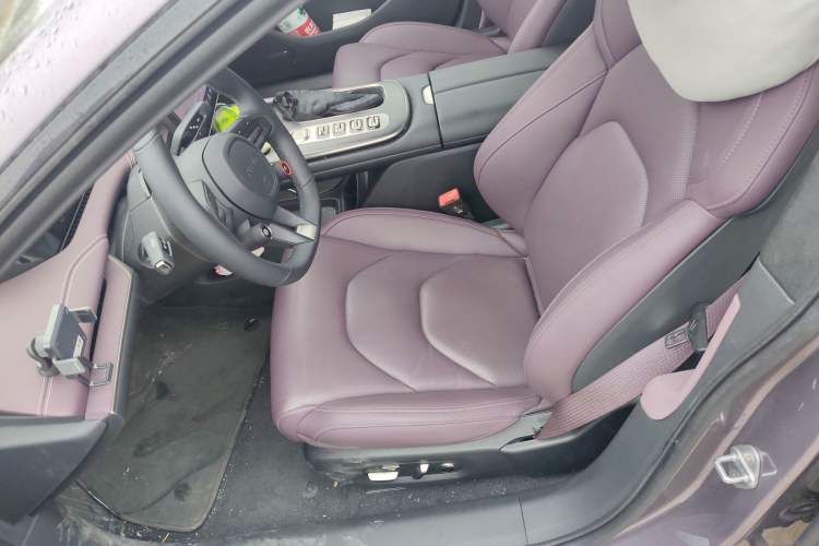 Used Xiaomi Auto SU7 2024 Four-Wheel Drive Ultra-Long Range Advanced Intelligent Driving Max Edition Left Front Seat