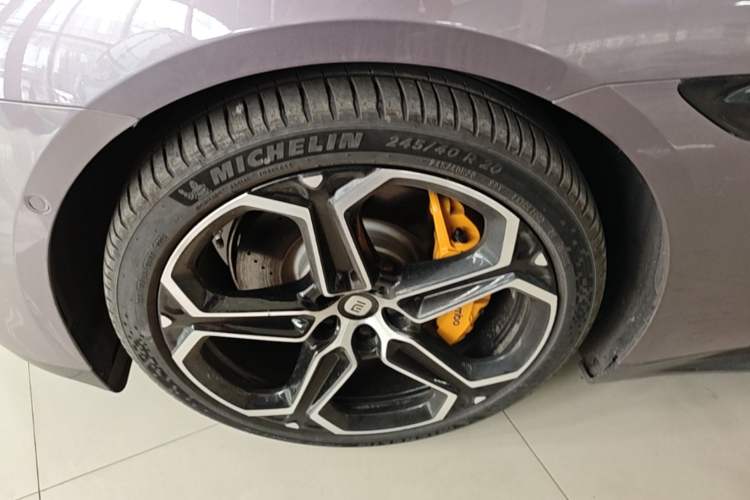 Used Xiaomi Auto SU7 2024 Four-Wheel-Drive Max Founder's Edition Left Front Wheel Hub