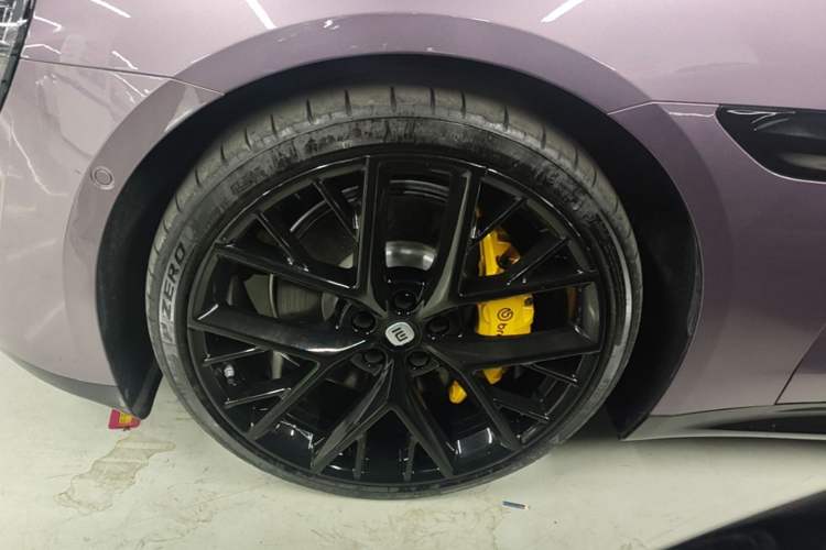Used Xiaomi Auto SU7 2024 Four-Wheel-Drive Max Founder's Edition Left Front Wheel Hub