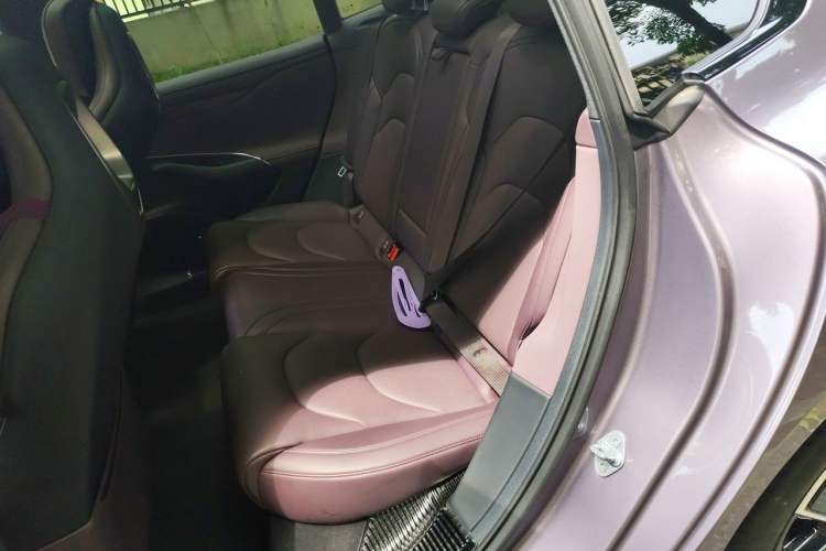 Used Xiaomi Auto SU7 2024 Rear-Drive Long-Range Intelligent Driving Version Left Rear Seat