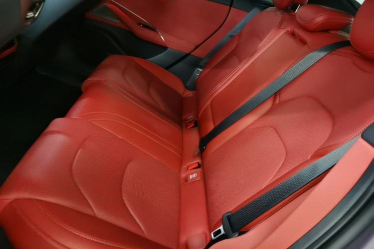 Used Xiaomi Auto SU7 2024 Rear-Drive Long-Range Intelligent Driving Version Left Rear Seat