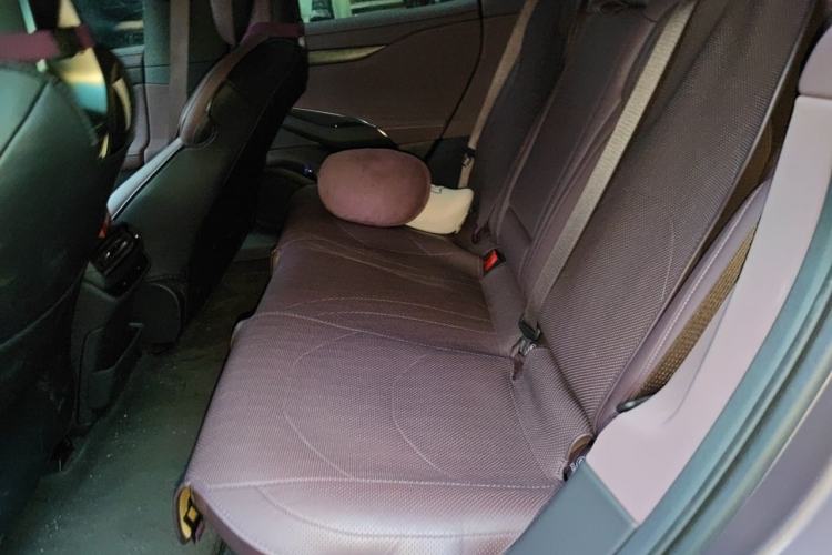 Used Xiaomi Auto SU7 2024 Rear-Drive Ultra-Long Range Advanced Pro-Level Intelligent Driving Version Left Rear Seat