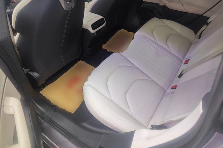 Used Xiaomi Auto SU7 2024 Rear-Drive Ultra-Long Range Advanced Pro-Level Intelligent Driving Version Left Rear Seat