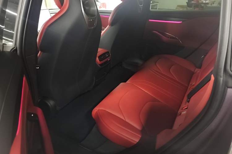 Used Xiaomi Auto SU7 2024 Four-Wheel-Drive Max Founder's Edition Left Rear Seat
