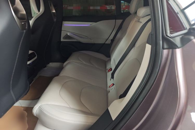 Used Xiaomi Auto SU7 2024 Rear-Drive Long-Range Intelligent Driving Version Left Rear Seat