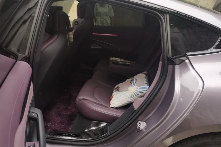 Used Xiaomi Auto SU7 2024 Four-Wheel-Drive Max Founder's Edition Left Rear Seat