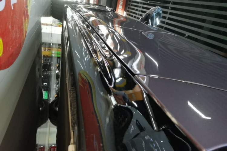 Used Xiaomi Auto SU7 2024 Four-Wheel Drive Ultra-Long Range Advanced Intelligent Driving Max Edition Left Side Sill