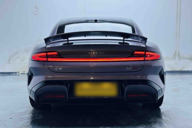 Used Xiaomi Auto SU7 2024 Four-Wheel Drive Ultra-Long Range Advanced Intelligent Driving Max Edition Rear
