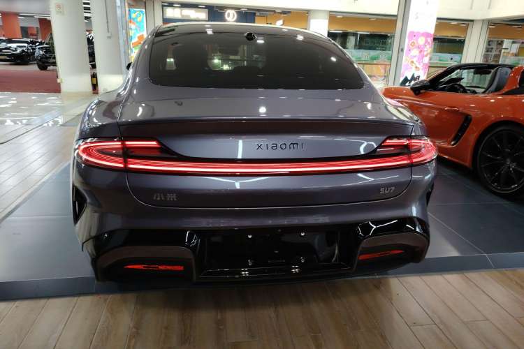 Used Xiaomi Auto SU7 2024 Rear-Drive Long-Range Intelligent Driving Version Rear