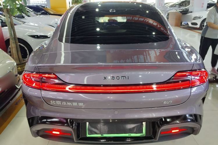 Used Xiaomi Auto SU7 2024 Four-Wheel Drive Ultra-Long Range Advanced Intelligent Driving Max Edition Rear